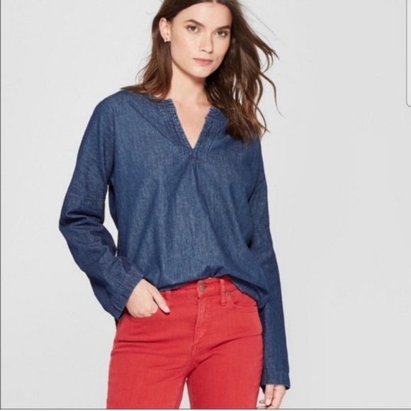 Universal Thread Long Sleeve Women's Blue Denim Woven Top M - Picture 1 of 11